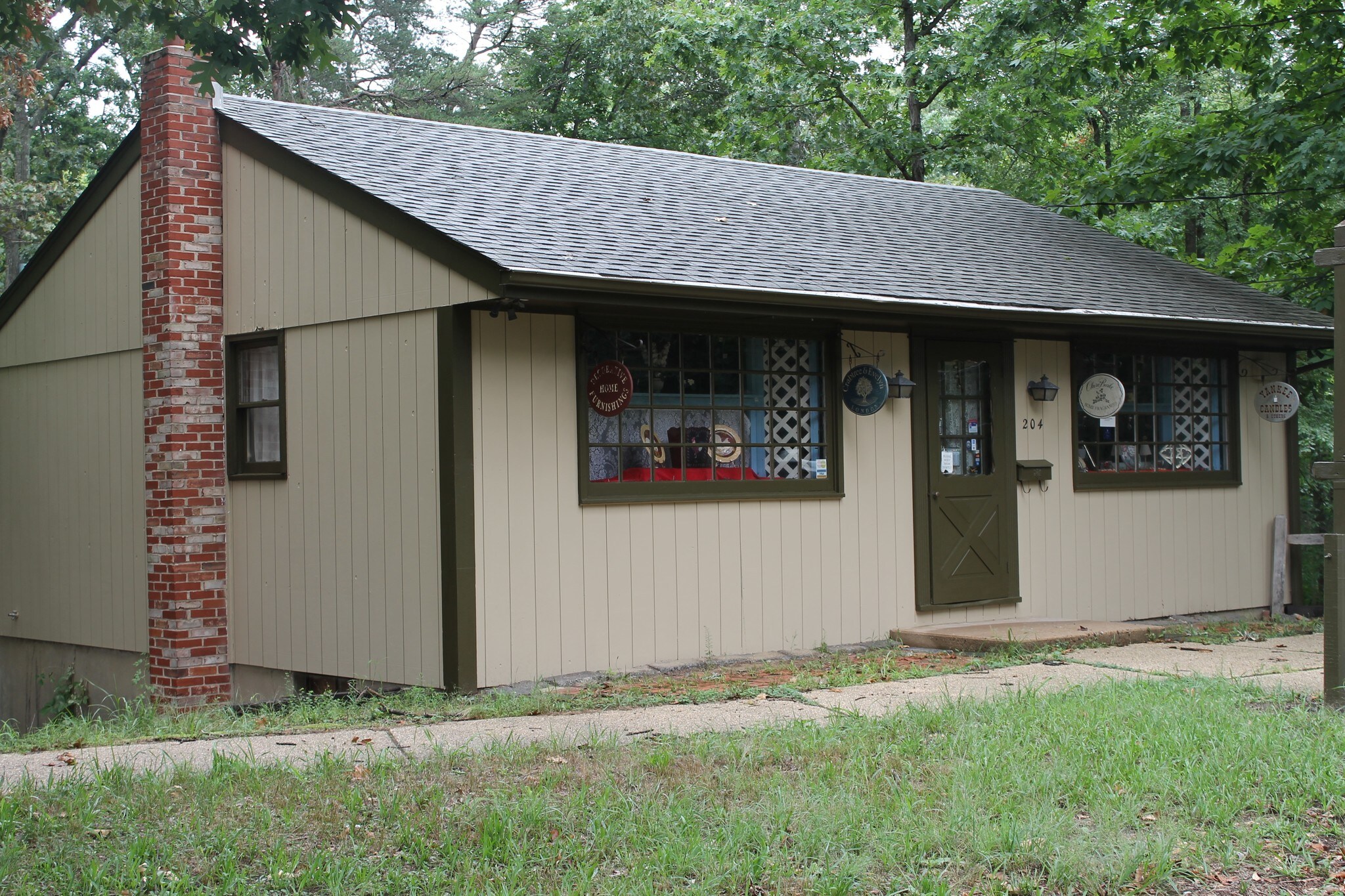 204 Creek Rd, Mount Laurel, NJ for sale Primary Photo- Image 1 of 1
