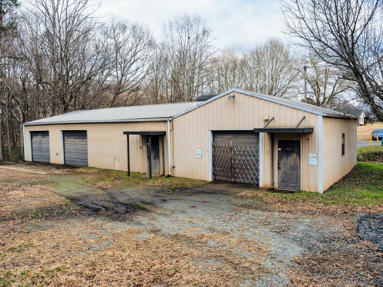 14522 Lucia Riverbend Hwy, Mount Holly, NC 28120