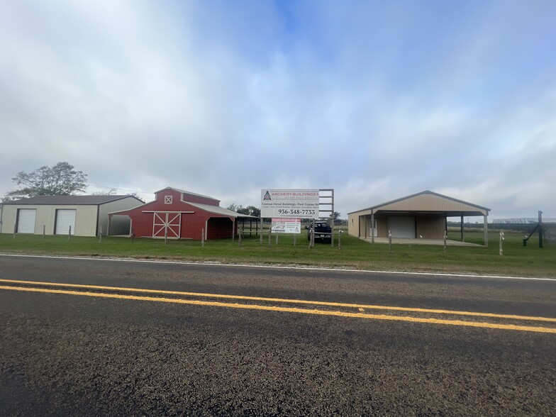 628 Martin, Madisonville, TX for sale - Primary Photo - Image 1 of 1