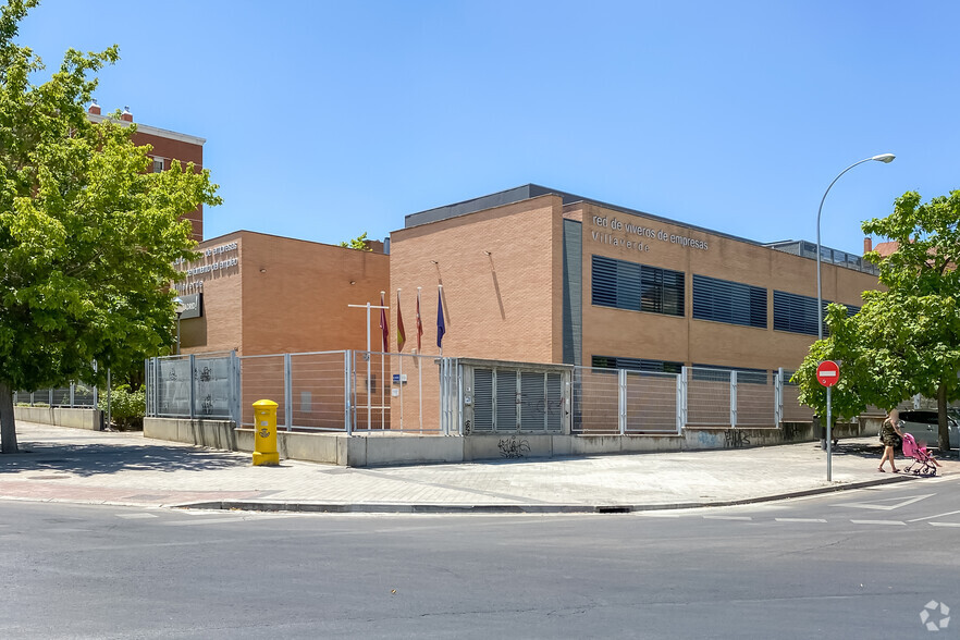 Avenida Orovilla, 54, Madrid, Madrid for lease - Primary Photo - Image 1 of 2