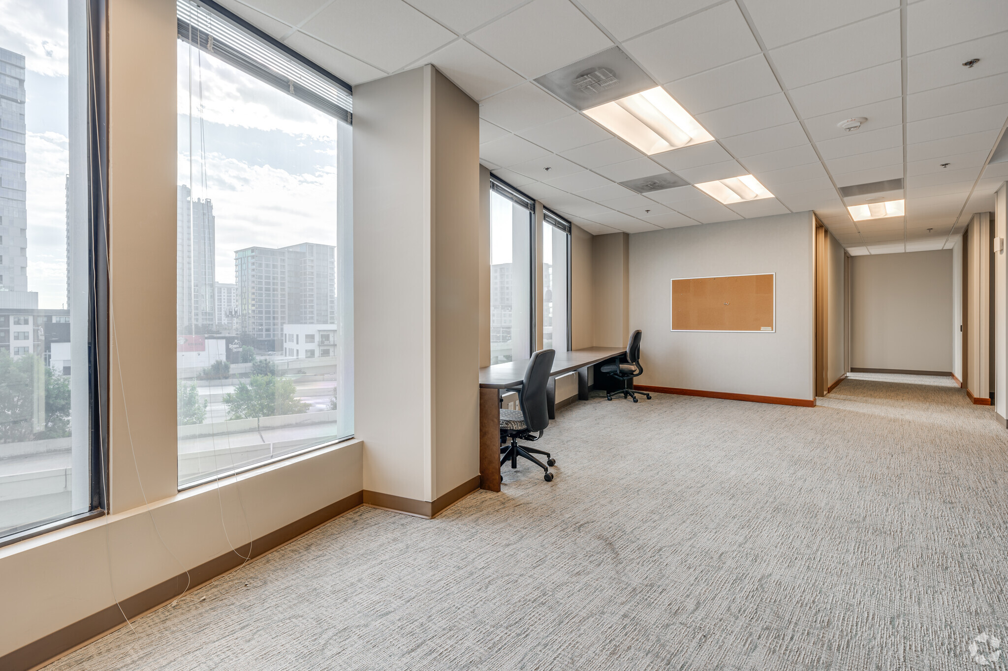 2100 West Loop South, Houston, TX for lease Interior Photo- Image 1 of 7