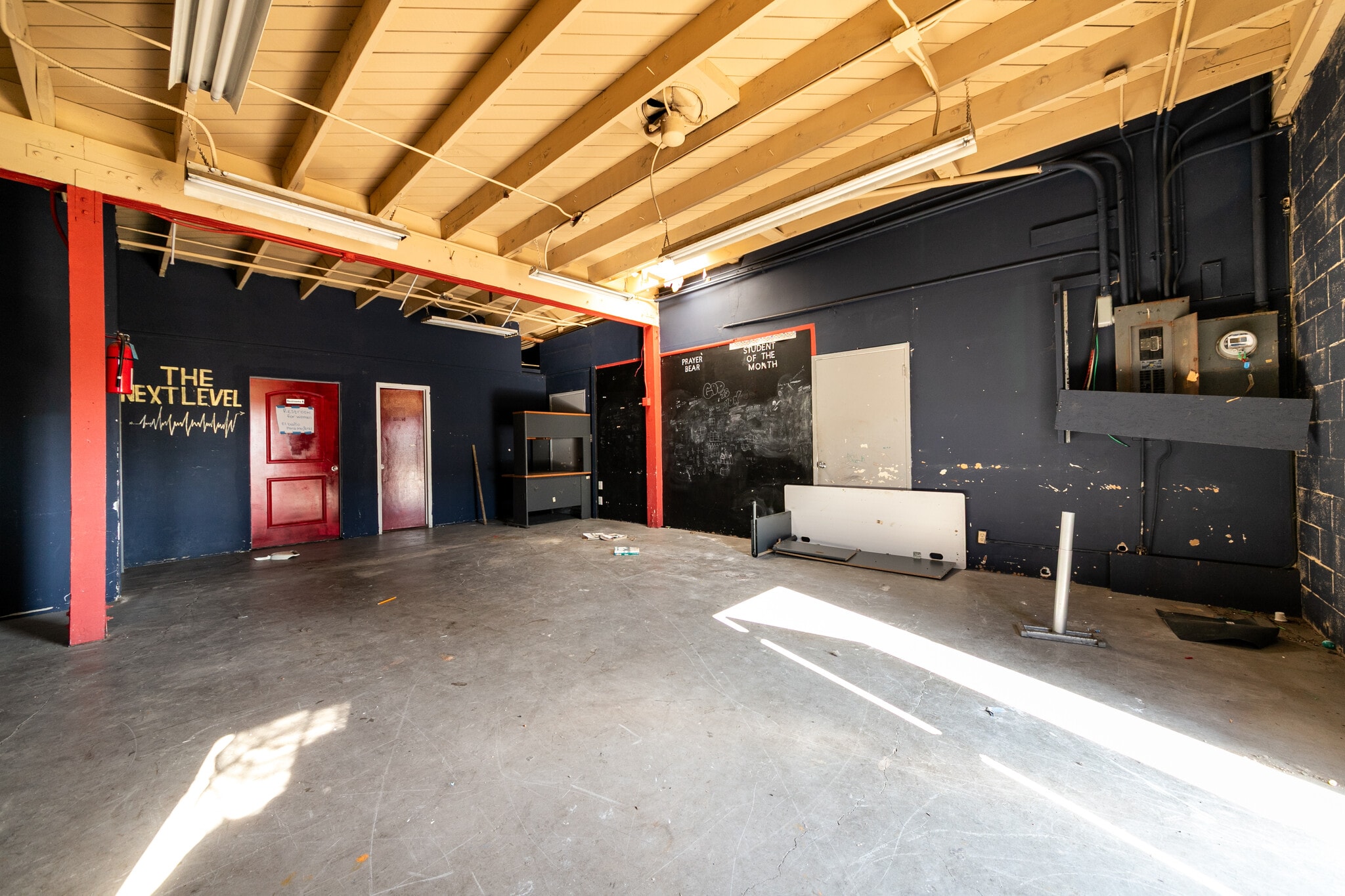 6701-6709 11th Ave, Los Angeles, CA for lease Interior Photo- Image 1 of 11