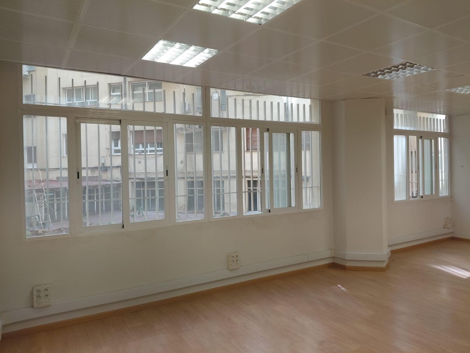 Multifamily in Madrid, Madrid for sale Interior Photo- Image 1 of 1