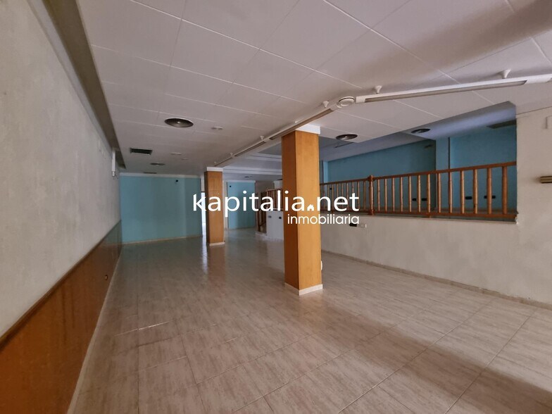 Retail in Ontinyent, Valencia for sale - Building Photo - Image 1 of 8