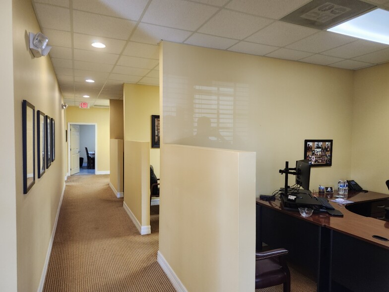 3760 W Eau Gallie Blvd, Melbourne, FL for lease - Building Photo - Image 2 of 9