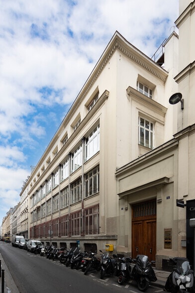 4-6 Rue D'Enghien, Paris for lease - Building Photo - Image 2 of 12