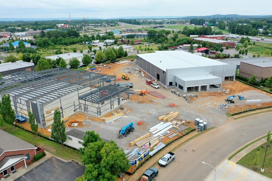 1919 Southpointe Way, Murfreesboro, TN for lease - Building Photo - Image 2 of 8