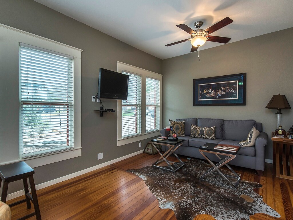 415 Burleson St, San Marcos, TX 78666