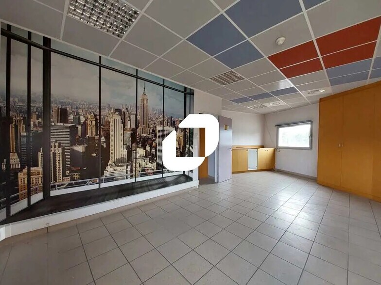 Office in Montpellier for sale - Interior Photo - Image 3 of 16