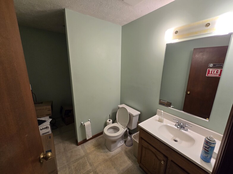 1577 Goodman Ave, Cincinnati, OH for sale - Building Photo - Image 3 of 42