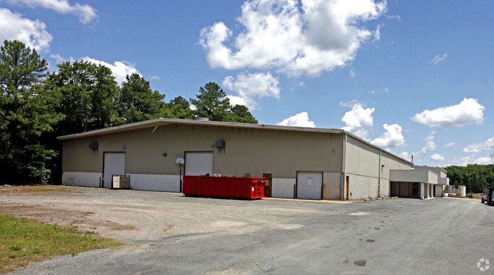 11080 Air Park Rd, Ashland, VA for lease - Building Photo - Image 1 of 2