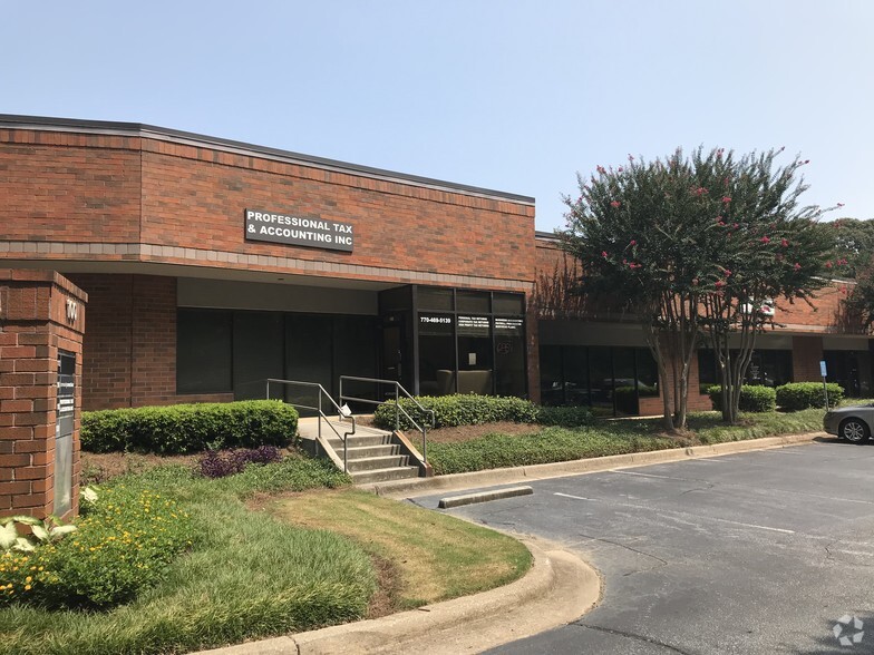 2300 W Park Place Blvd, Stone Mountain, GA for lease - Building Photo - Image 1 of 2