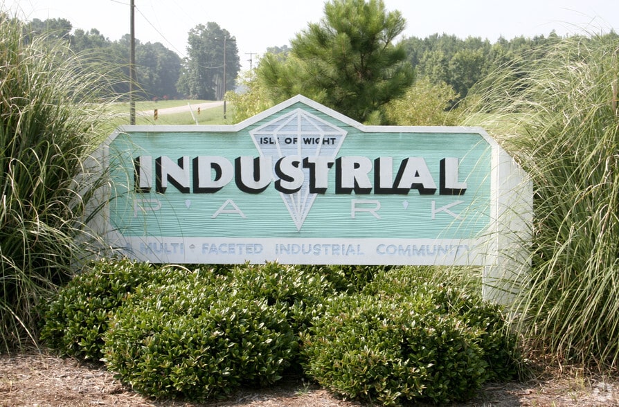 20173 IWIP Rd, Smithfield, VA for sale - Building Photo - Image 3 of 3