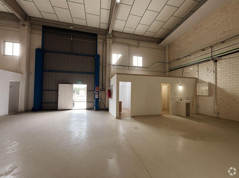 Industrial in Algete, MAD for sale - Building Photo - Image 3 of 13