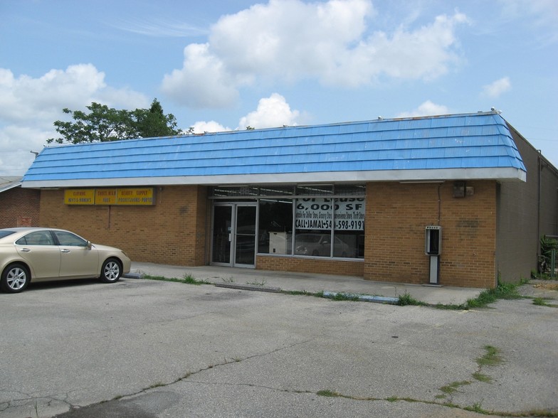 1723 Cove Rd NW, Roanoke, VA for sale - Primary Photo - Image 1 of 1