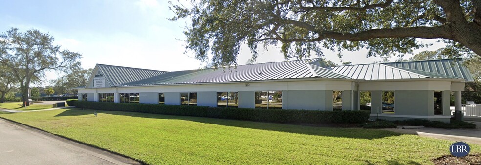 14 Suntree Pl, Melbourne, FL for sale - Building Photo - Image 1 of 3