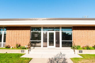 22005 Van Dyke Ave, Warren, MI for lease Building Photo- Image 1 of 17