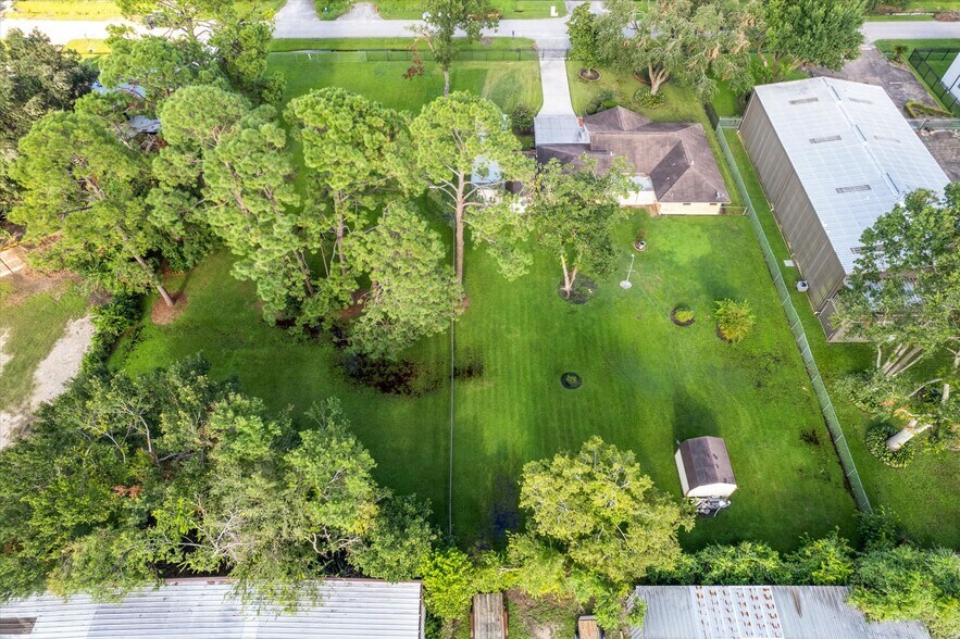 2301 Hoskins Dr, Houston, TX 77080 SPRING BRANCH