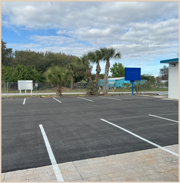 798 Clearlake Rd, Cocoa, FL for lease - Building Photo - Image 2 of 5