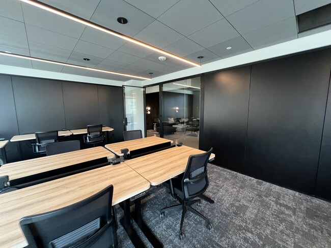 More details for 1100 Dexter Ave N, Seattle, WA - Coworking for Lease