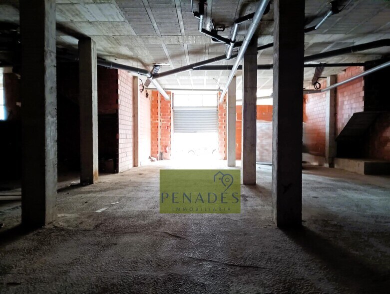 Retail in Ontinyent, Valencia for lease - Building Photo - Image 2 of 12