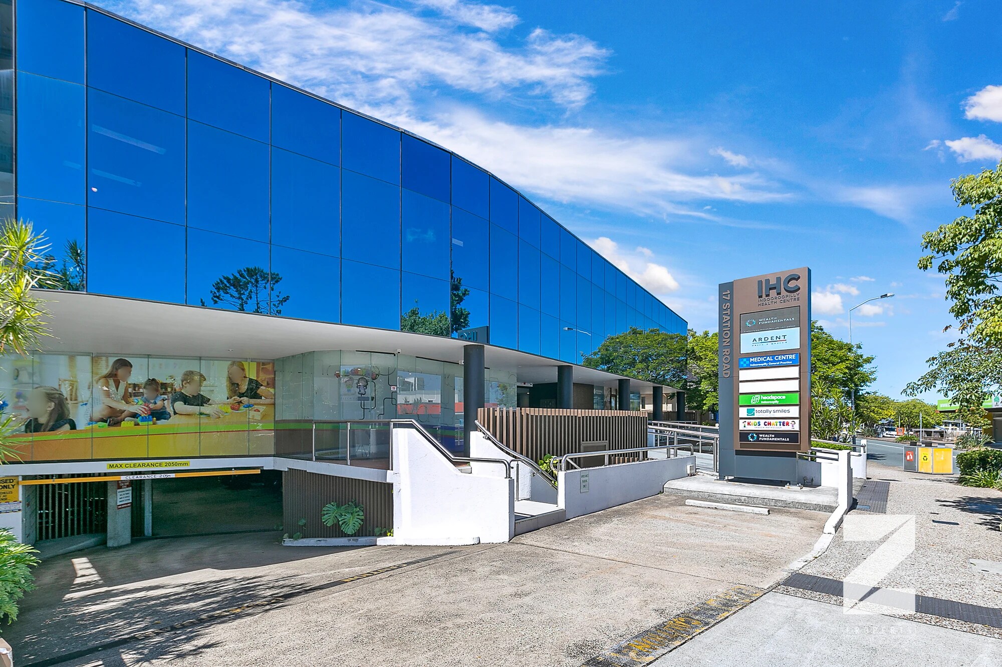 17 Station Rd, Indooroopilly for lease Building Photo- Image 1 of 5