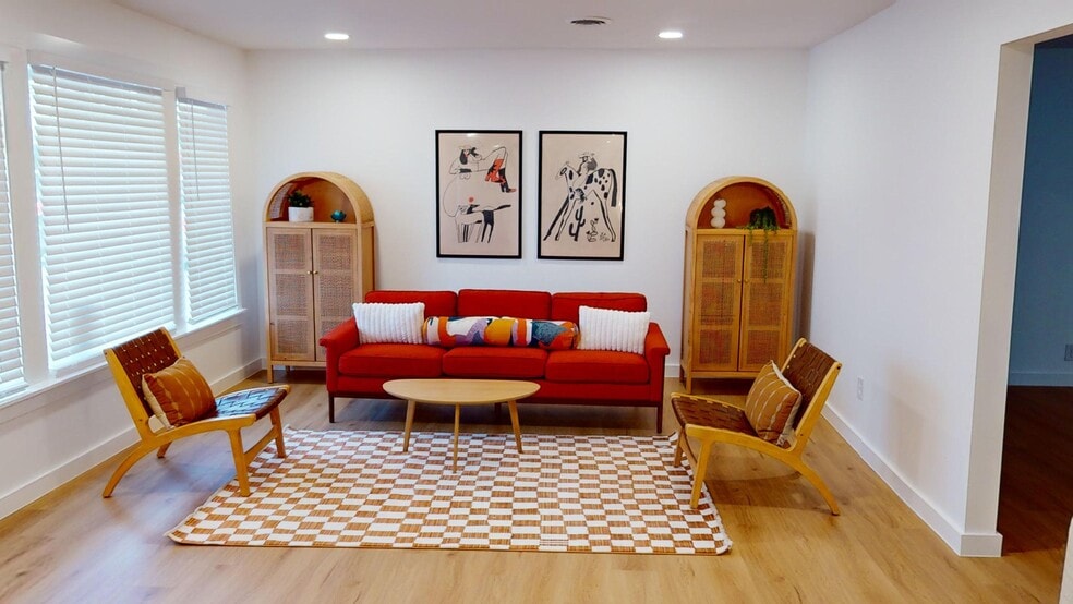 4311 S 1st St, Austin, TX for sale - Interior Photo - Image 3 of 32