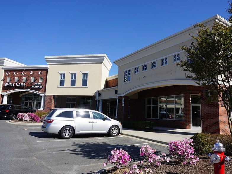 2700-2736 Nc-55 Hwy, Cary, NC for lease - Building Photo - Image 3 of 7