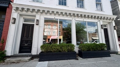 317 Warren St, Hudson, NY for lease Building Photo- Image 2 of 21