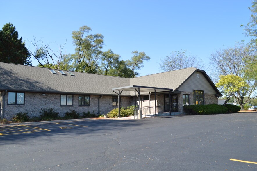 3616 N Main St, Rockford, IL for sale - Primary Photo - Image 1 of 1
