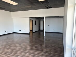 61470 S Highway 97, Bend, OR for lease Interior Photo- Image 1 of 5