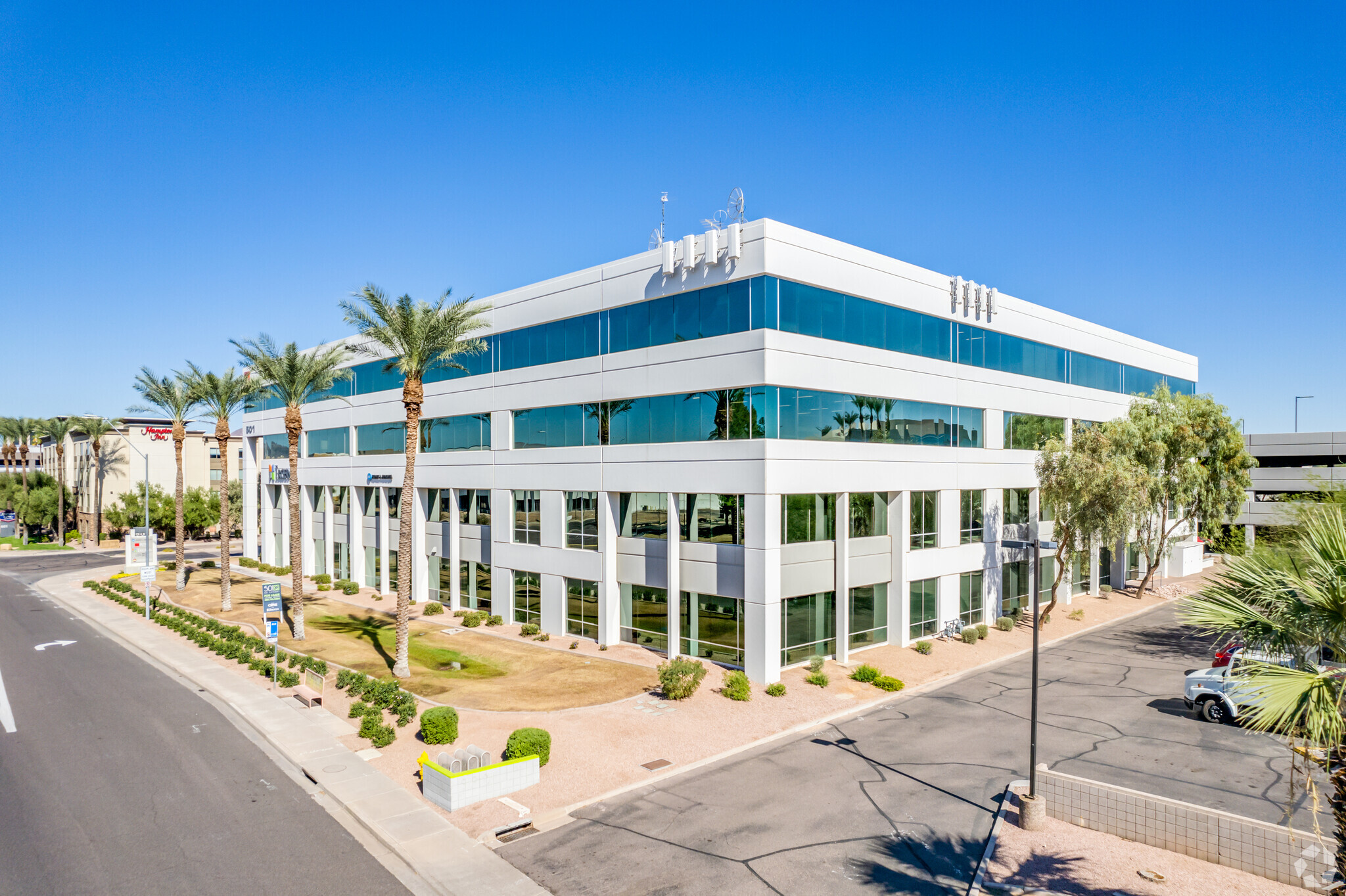 501 N 44th St, Phoenix, AZ for lease Building Photo- Image 1 of 9