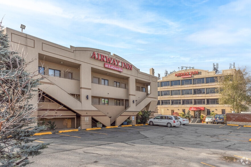 82-20 Astoria Blvd, East Elmhurst, NY for sale - Primary Photo - Image 1 of 1