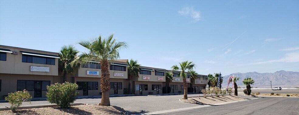 1524 E Drinda Way, Bullhead City, AZ for lease - Building Photo - Image 1 of 7
