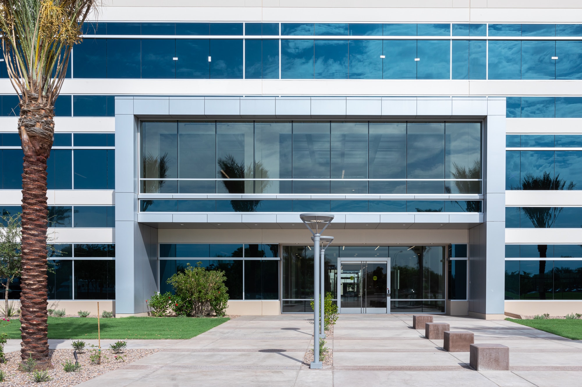 Loop 202 & Price Rd, Chandler, AZ for lease Building Photo- Image 1 of 7
