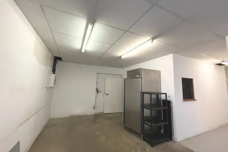 Flex in Fabrègues for lease Interior Photo- Image 1 of 3