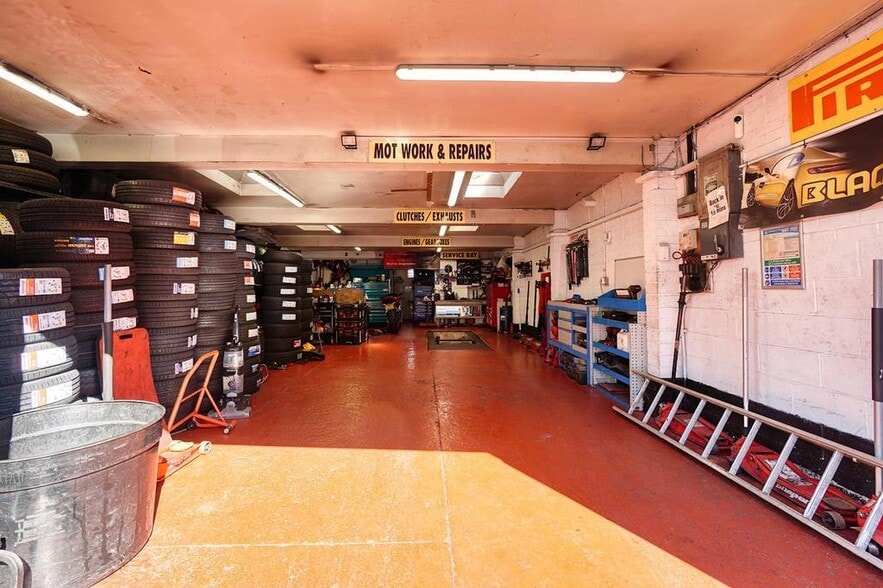 21A Campbell Rd, Brighton for lease - Building Photo - Image 2 of 10