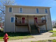 305 & 307 E Mill St - Student Housing