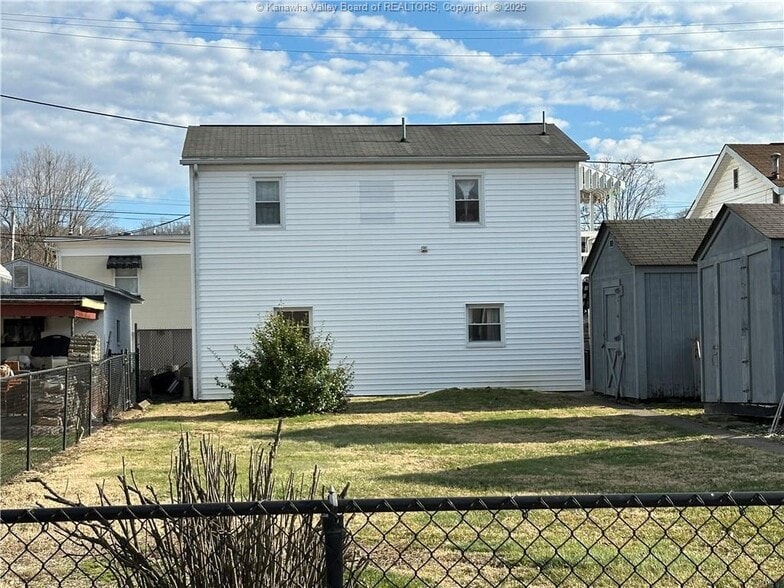 126 6th Ave, South Charleston, WV for sale - Building Photo - Image 3 of 14