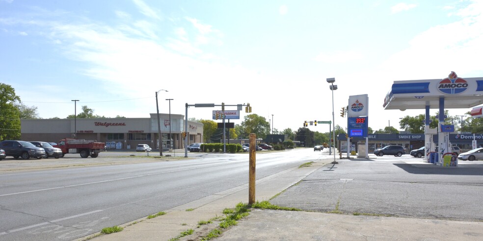 813 W Old Ridge Rd, Hobart, IN for lease - Building Photo - Image 3 of 9