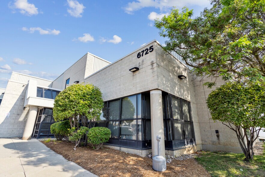 6725 Millcreek Dr, Mississauga, ON for lease - Building Photo - Image 2 of 3
