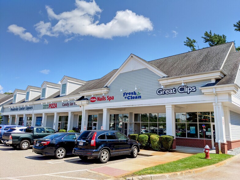 28 Mattakeesett St, Pembroke, MA 02359