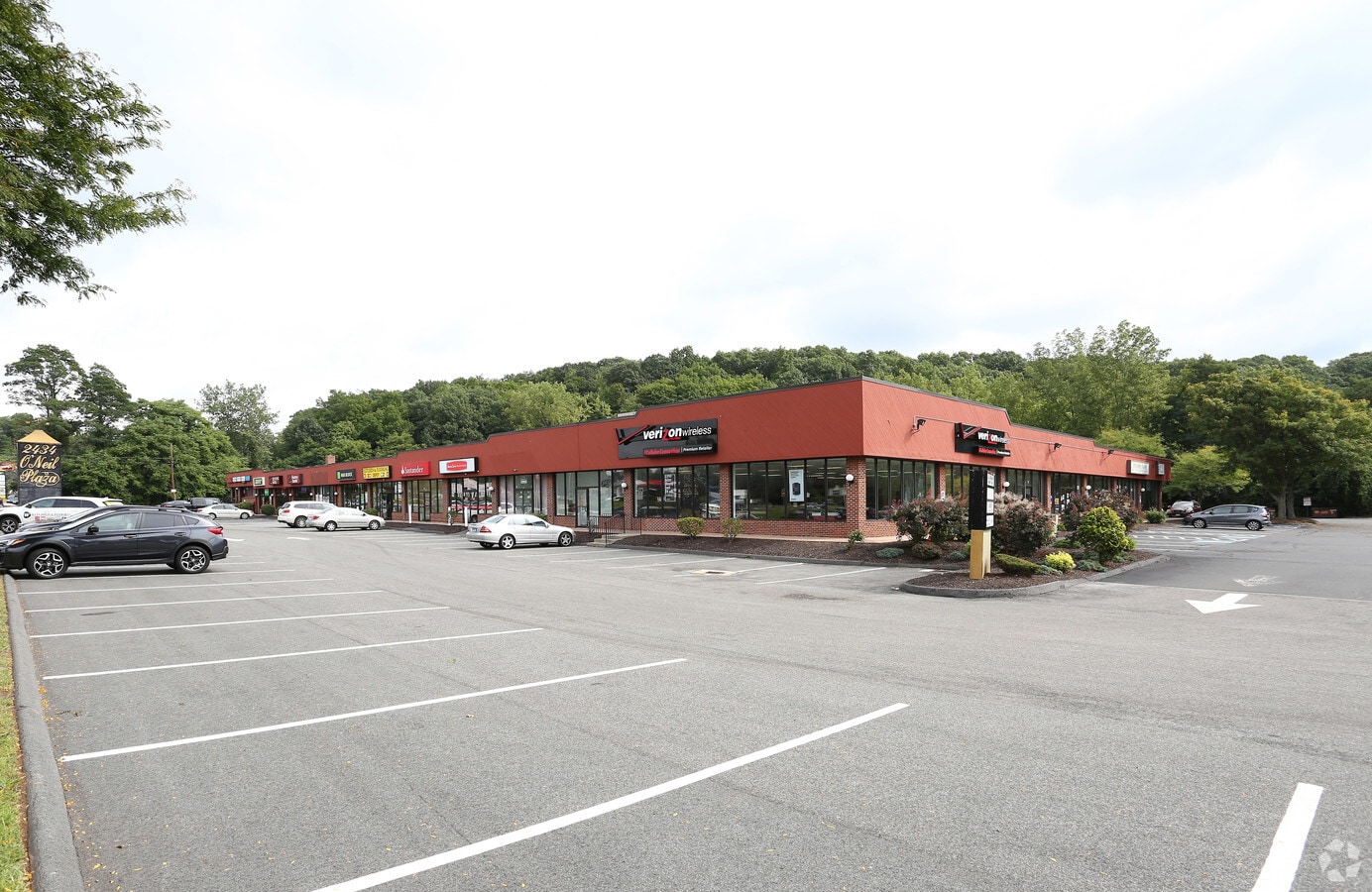 2434 Berlin Tpke, Newington, CT 06111