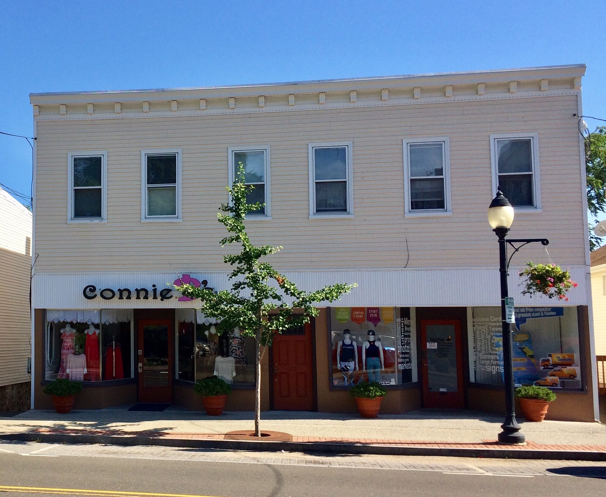 71 Cedar St, Norwalk, CT 06854