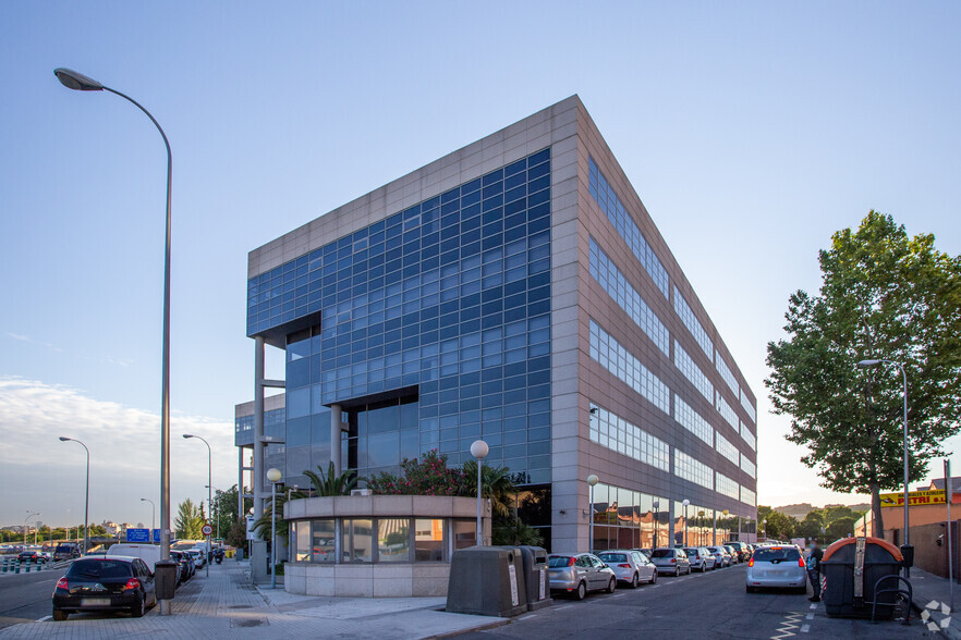 Avenida San Máximo, 11, Madrid, Madrid for lease - Building Photo - Image 3 of 3