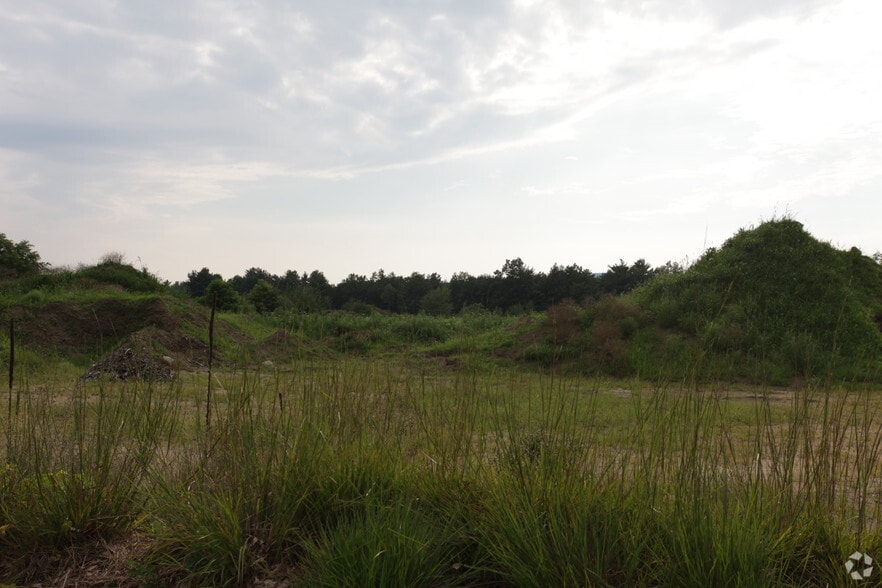 74 Big Boom Rd, Queensbury, NY 12804