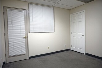 639 S Glenwood Pl, Burbank, CA for lease Building Photo- Image 1 of 13