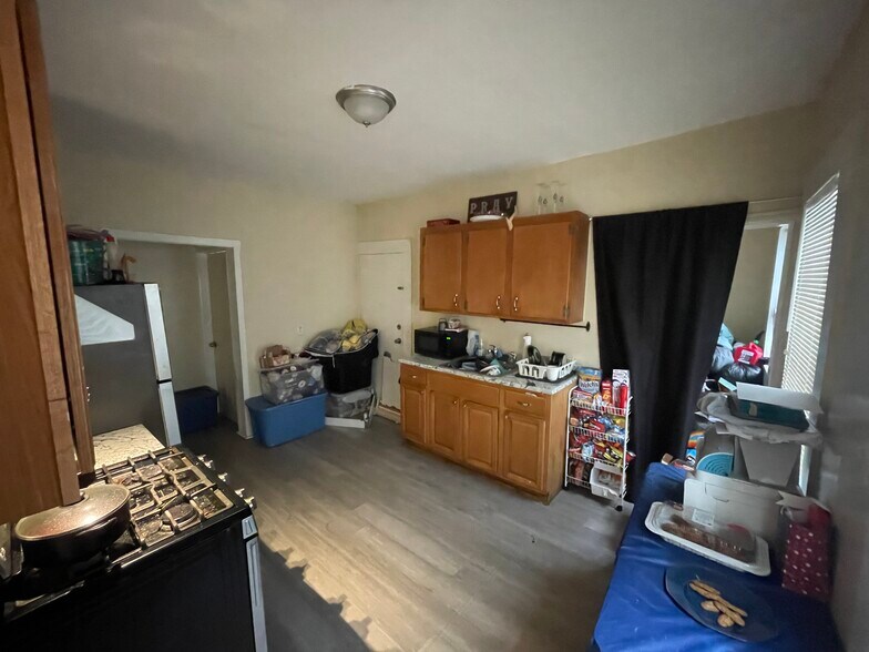 694 Winchester Ave, New Haven, CT for sale - Building Photo - Image 2 of 8