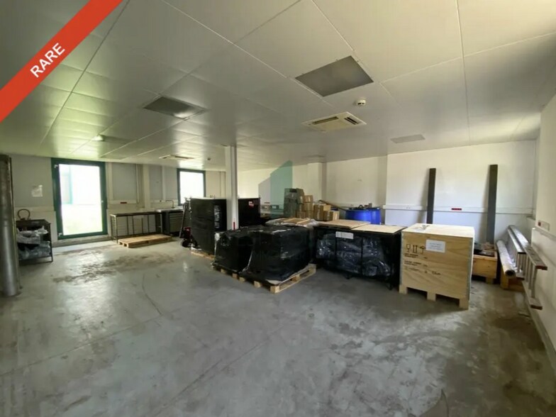 Flex in Baillet-en-France for sale - Interior Photo - Image 1 of 7