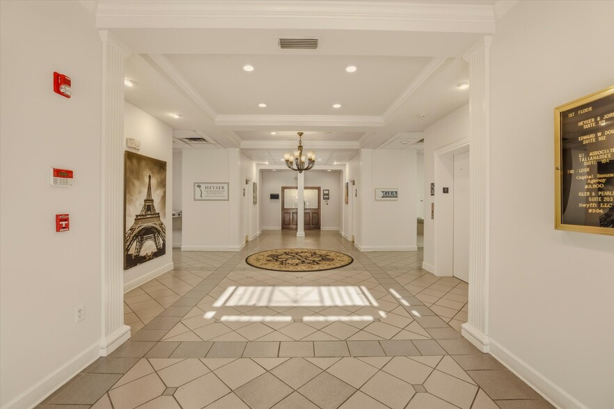 2457 Care Dr, Tallahassee, FL for lease - Building Photo - Image 3 of 33